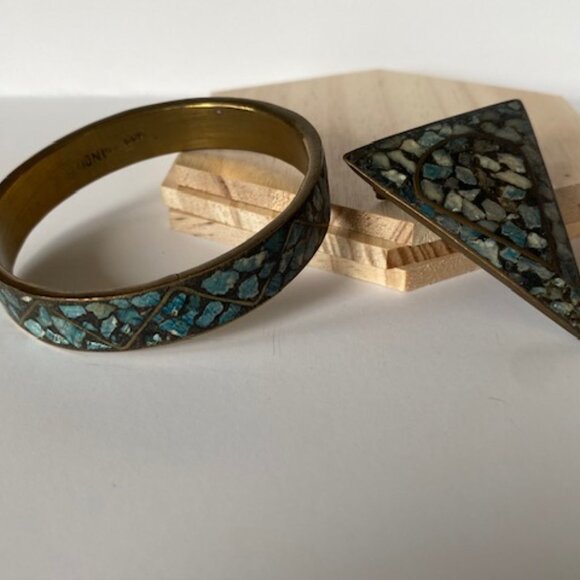 Vintage Indian Brass with Blue stones Triangle Brooch and Bangle - Picture 3 of 9